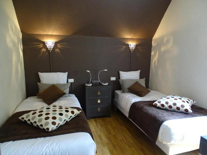 Bedroom 2, Logis Hotel Restaurant Spa L'auberge Du President, Eure