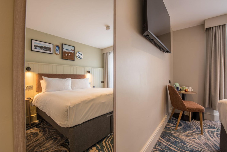 Bedroom 3, Imperial Hotel Tenby, Pembrokeshire