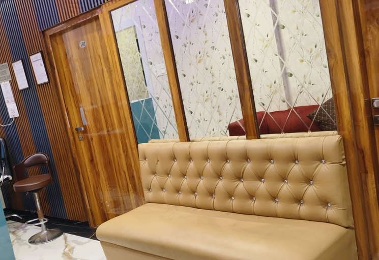 Others 4, Hotel Sanjary International, Mumbai City
