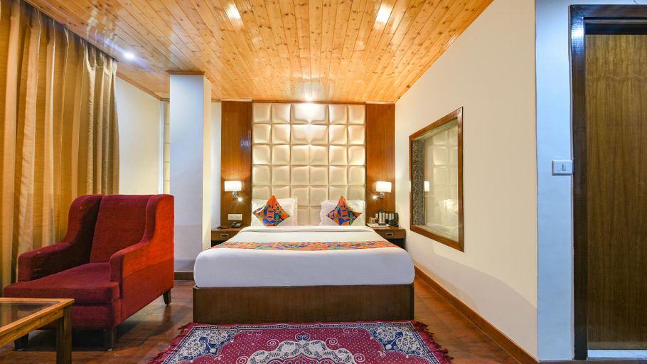 Bedroom 3, OnlyStay Alpine, Shimla