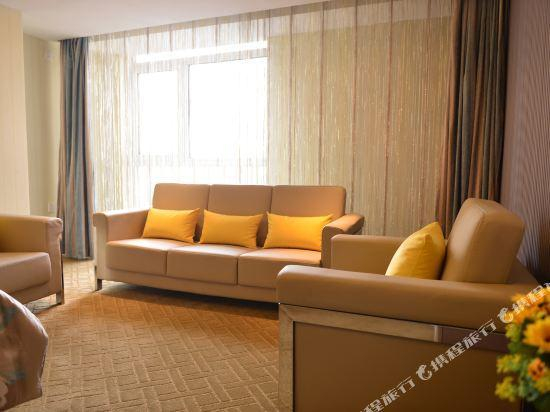 Others 3, Heyue Apartment, Harbin