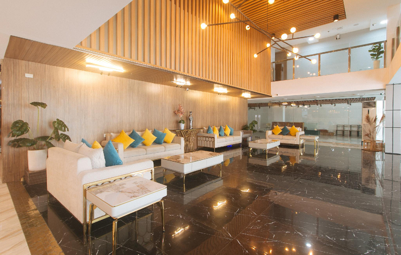 Food & Drinks, Maine Residences Tramo near NAIA Terminal, Pasay City