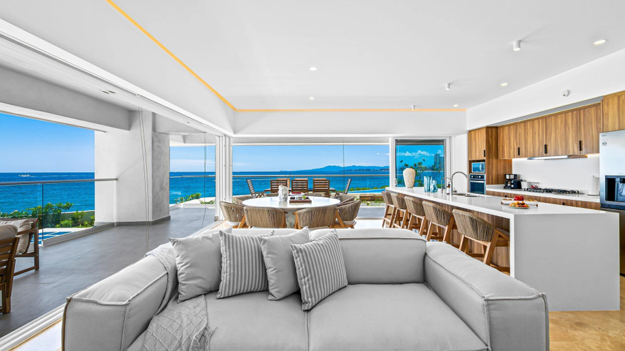 Others 3, 3BR with Private Pool on the Ocean, Puerto Vallarta