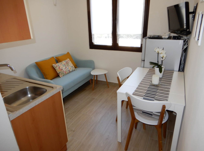 Others 4, Cozy Retreat By The Sea Puntamika, Zadar