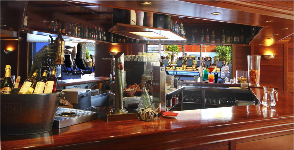 Others 4, Don Angel & SPA & Padel- Adults Recommended, Barcelona