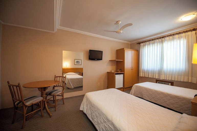 Bedroom 3, Farina Park Hotel, Farroupilha