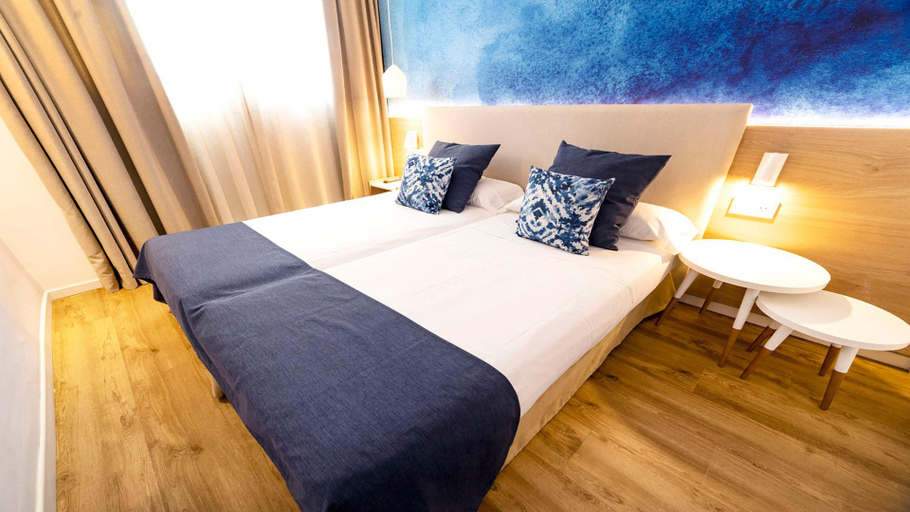 Bedroom 4, Parque Nereida Suites Hotel, Baleares