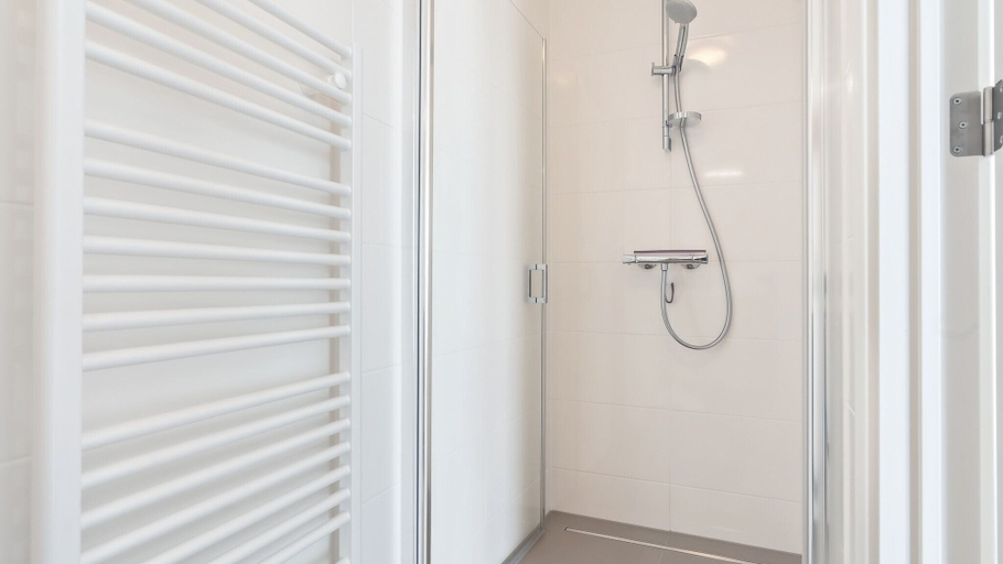 Bathroom 3, Dormio Breskens Apartments & Penthouses, Sluis
