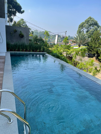 Sport & Beauty 2, Dago Village Villa Ulikhen E3, Bandung