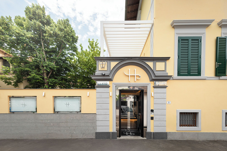 Exterior & Views 2, LHP River Club, Florence