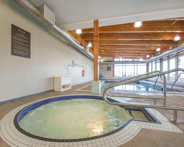 Sport & Beauty 2, Comfort Inn & Suites, Comox-Strathcona