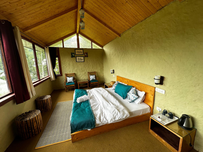 Bedroom, Daak Bangla Retreat, Shimla