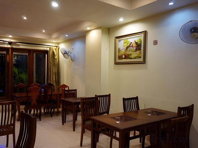 Others 2, Sinnakhone hotel, Vientiane