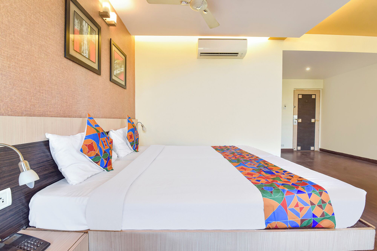 Bedroom 4, FabHotel Apex Intercontinental - Nr. Pink Square Mall, Jaipur