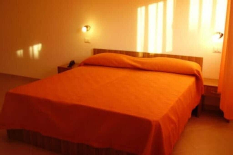 Others 5, Hotel Grisù Collins, Rovigo
