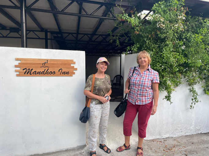 Exterior & Views, Mandhoo Inn