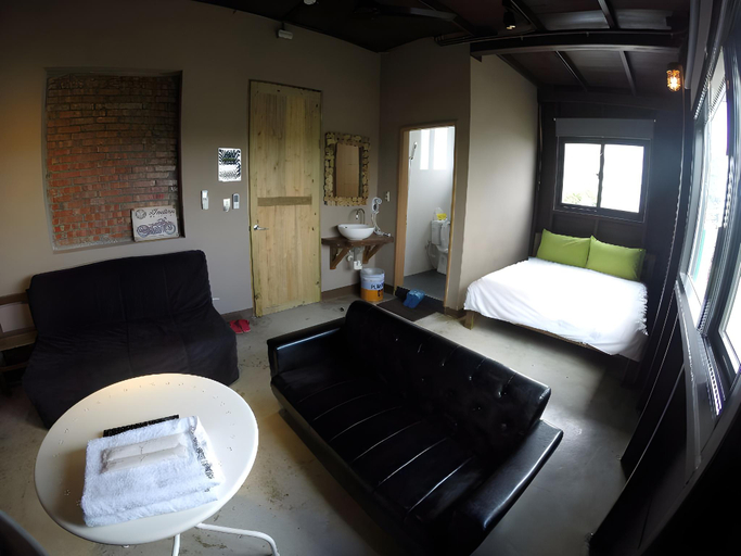 Bedroom 2, Taitung Open Surf Shop and Hostel, Taitung