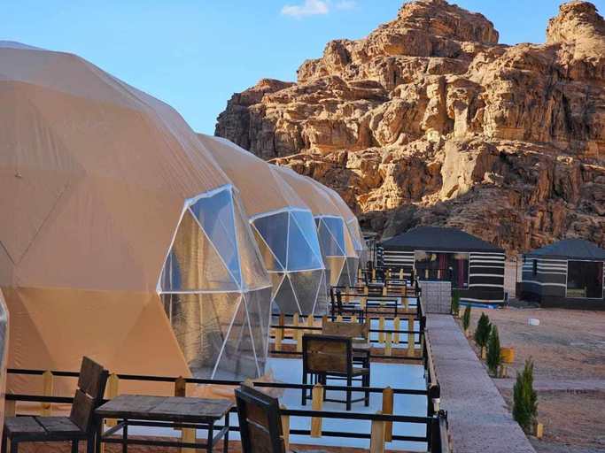 Food & Drinks 4, Sunrise Luxury Camp, Quaira