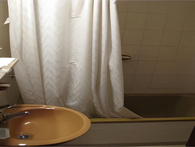 Bathroom, Hotel Libertador, Rawson