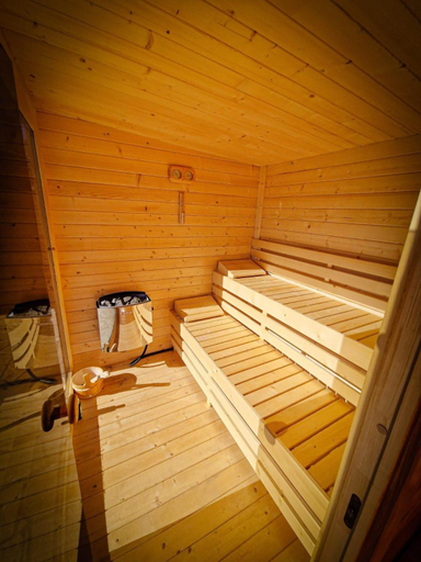 Others 1, Alpin Chalet, Rucar