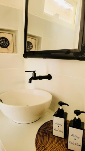 Bathroom, Melmay, Lombok