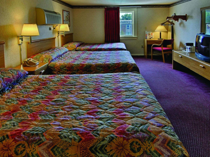 Bedroom 2, HOWARD JOHNSON SANDUSKY SOUTH, Erie