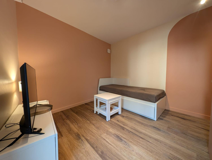 3, Home 4 You, Isère