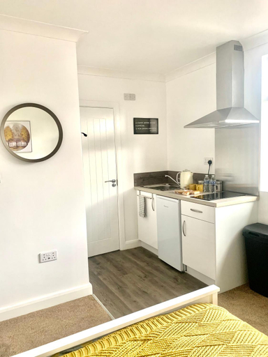 Others 4, Spacious 5BR house sleeps 10, Nottingham