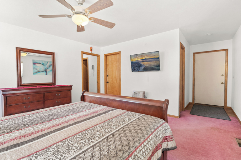 Bedroom 2, Silver Rays, San Bernardino