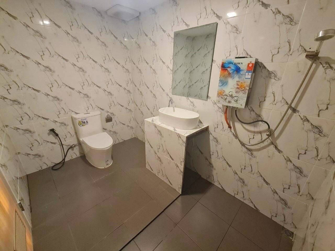 Bathroom 4, Night Sky Homestay, Mae Taeng