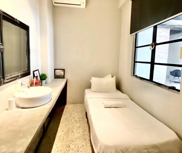 Bedroom 9