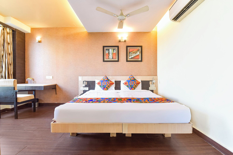 Bedroom 4, FabHotel Apex Intercontinental - Nr. Pink Square Mall, Jaipur