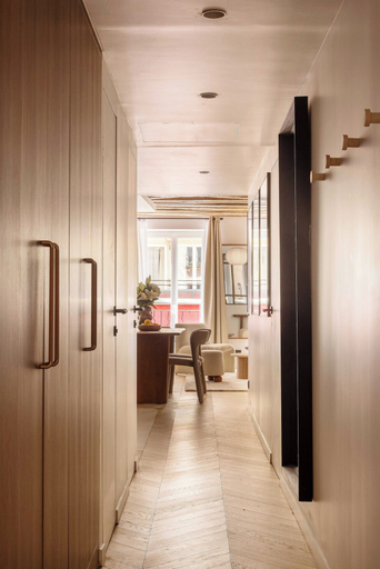 Others 4, chic A C central apt - 2bdr 6p - faubourg s denis, Paris