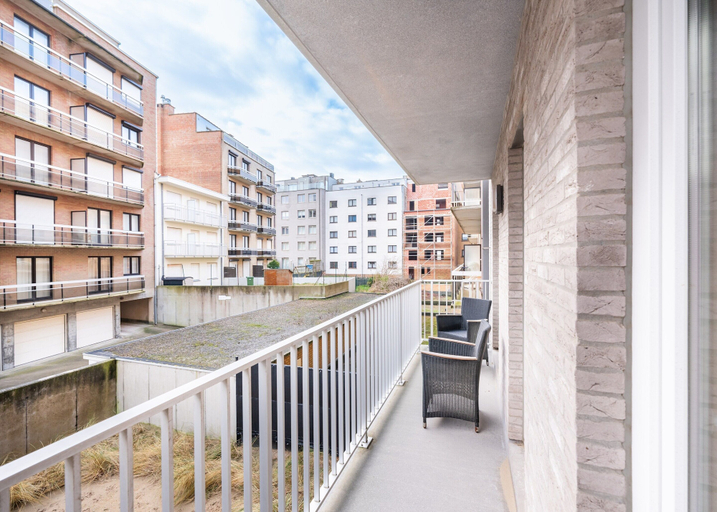 Balcony 2, Apartment in Koksijde With Stunning Sea Views, West-Vlaanderen