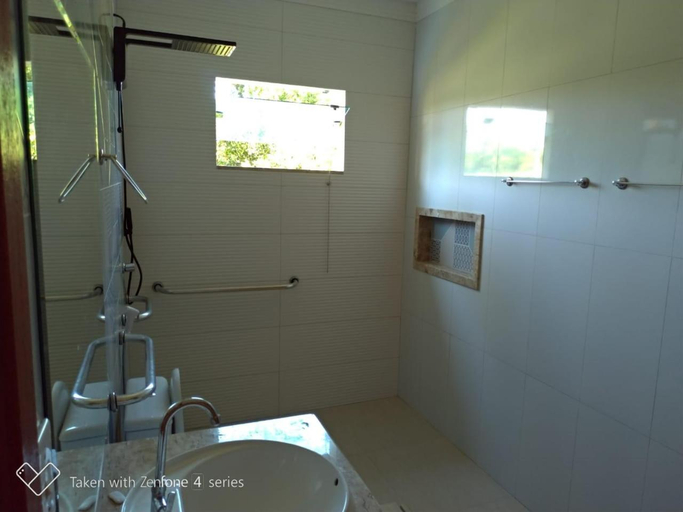 Bathroom 3, HOTEL PRAIA DA PAIXAO, Prado