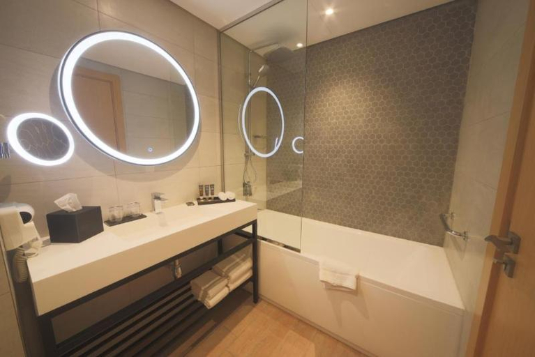 Bathroom 5, Novotel Jumeirah Village Triangle, Dubai