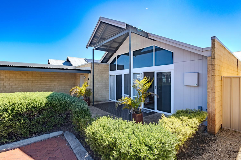 Others 5, Albany Bayside by the BnB Collection, Albany
