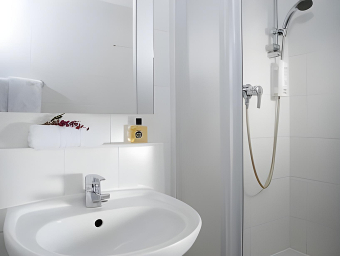 Bathroom 4, OREA Hotel Špičák Šumava, Klatovy