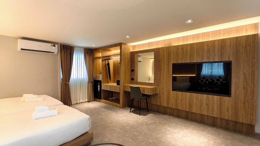 Bedroom 9