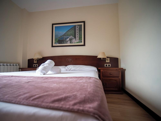 Bedroom 3, Hotel Romanic, Lleida