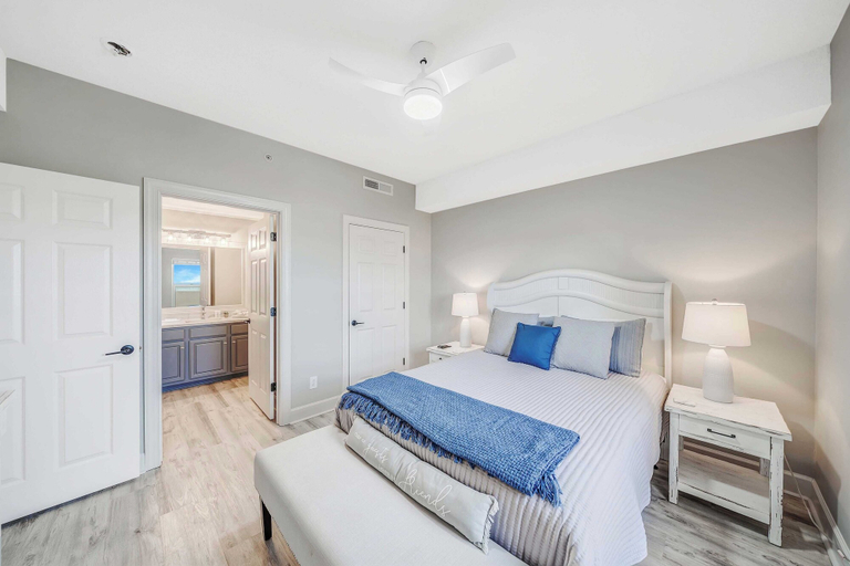 Bedroom 4, Manta Ray Villa by Avantstay Gulf Front + 2 Pools, Bay