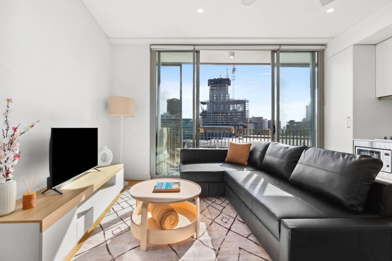 Room 3, Central Peaceful 1 Bedroom With Balcony Aircon, Sydney