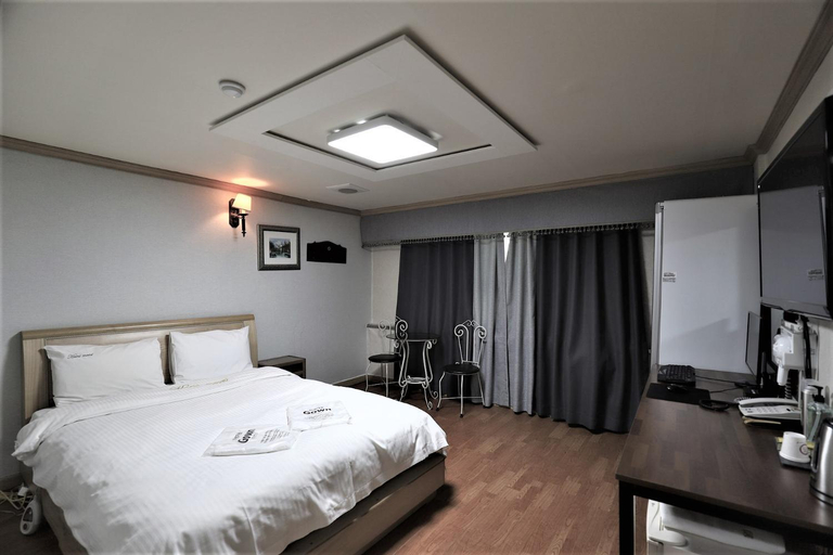 Bedroom 2, Hani Motel, Yuseong