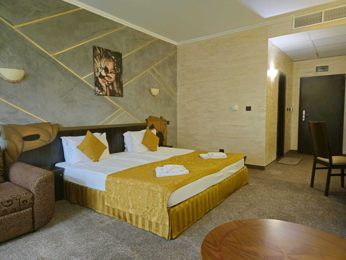 Bedroom 3, Art Hotel Babylon, Nesebar
