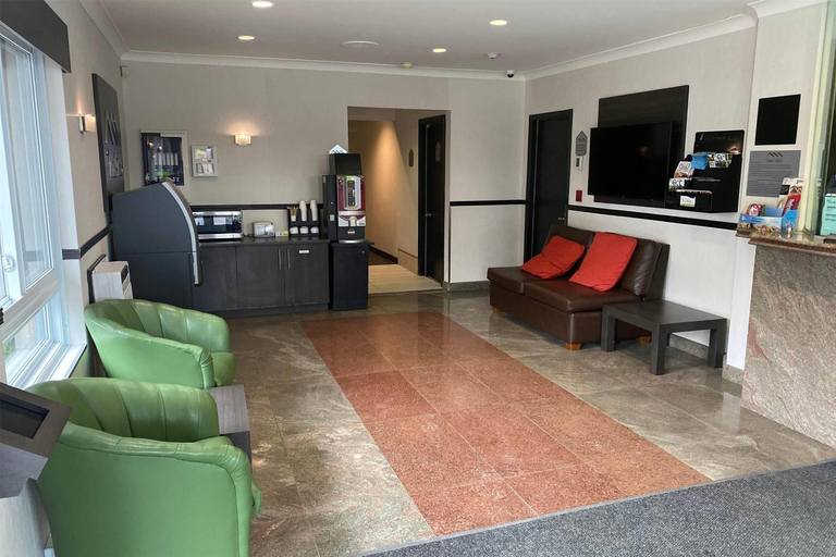 Public Area 2, Ramada by Wyndham Laval, Laval