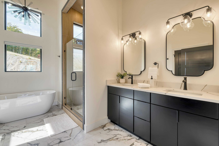 Bathroom 3, Whiskey Ridge by Avantstay Infinity Pool, Hot Tub, Game Room, Panoramic Views, Sevier