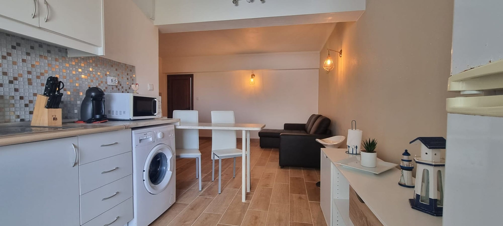 Room 4, Clube Praia da Rocha 3 Great Flat 532, Portimão