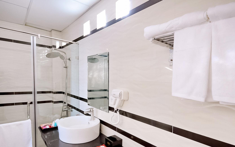 Bathroom 5, May Ngu Sac - Iridescent Clouds Hotel in Nha Trang, Nha Trang