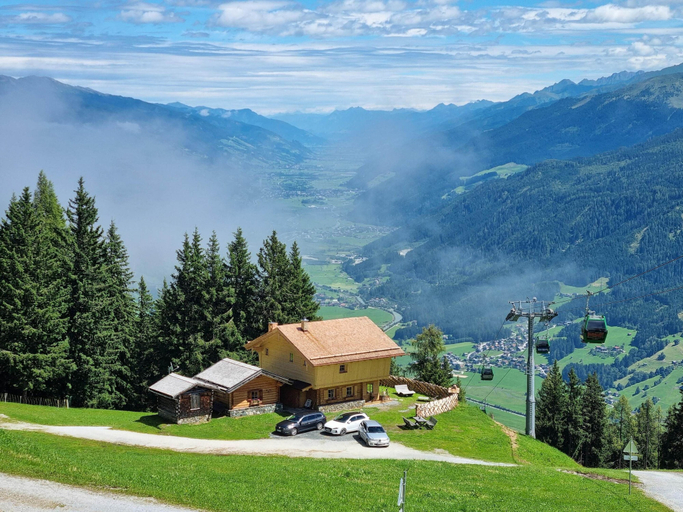 Exterior 2, Chalet Salzach Near Ski Lift & Spa, Zell am See