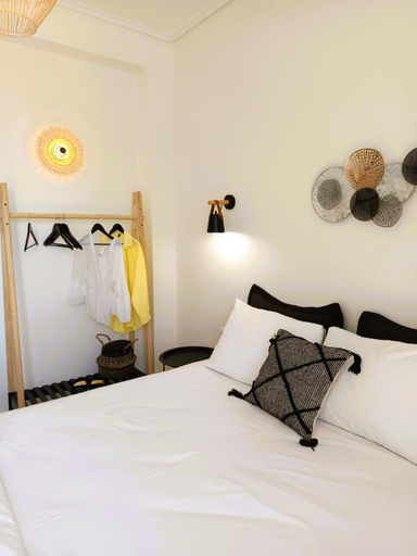 Others 5, nisaki rooms & apartments, Attica